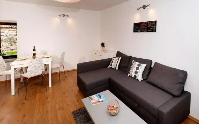 Apartments Grebac 121