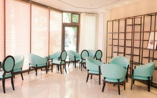 Qingdao Galaxy Holiday Hotel