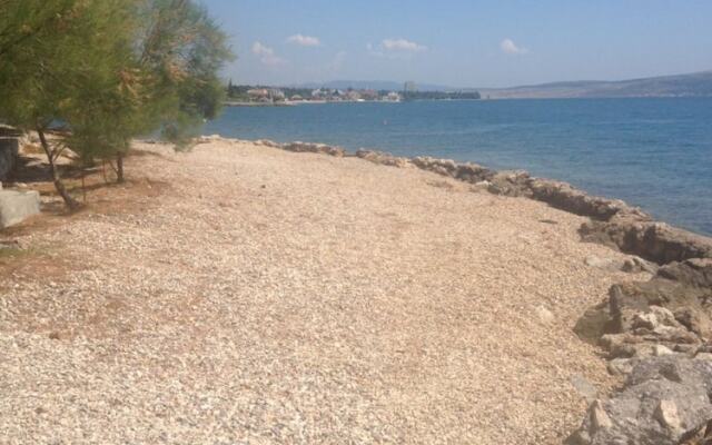 Voyasi - 60 m From sea - R5