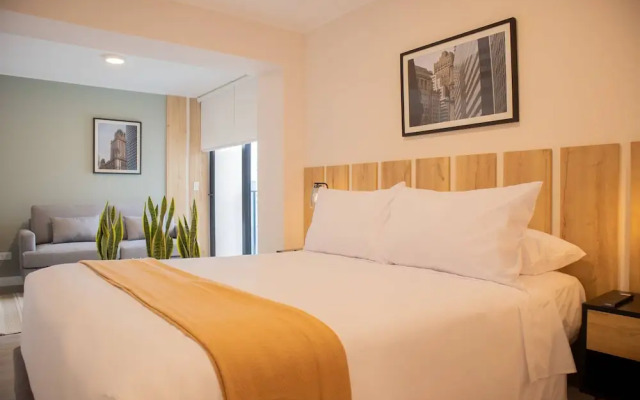 w Radiant 1BR w Private Balcony in Miraflores