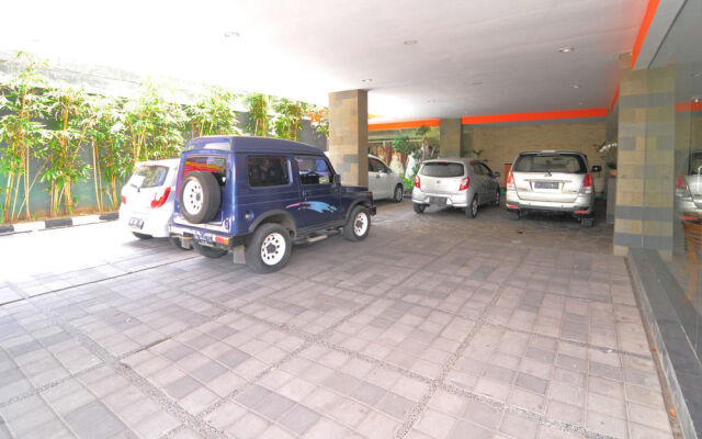 Airy Legian Sunset Road Nakula 9 Kuta Bali