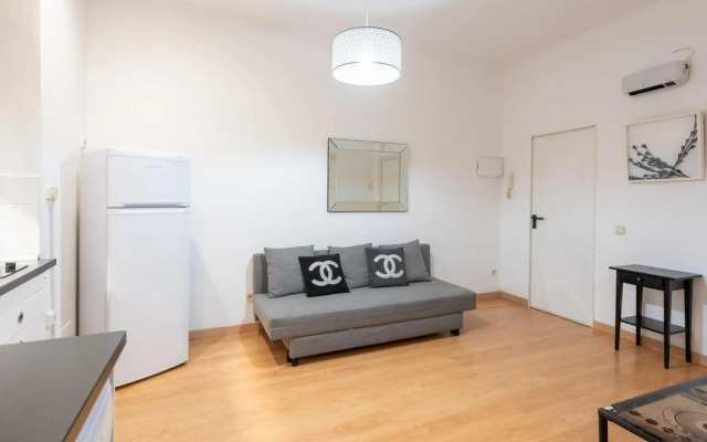 Apartamentos Day Madrid MADERA Centro Gran Via Sol Malasaña