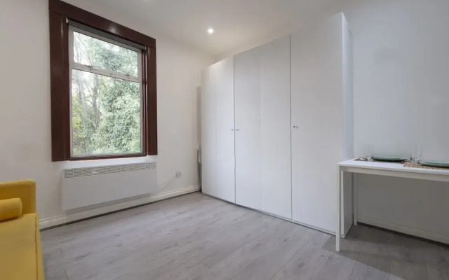 Rentaly London - Green Lanes - Studio 2