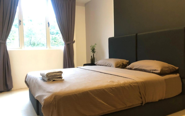 Santubong Suites A Just Like Home Damai – Guest Rooms – Kuching
