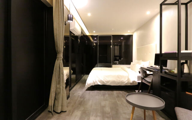 To Heaven Hotel Nampo