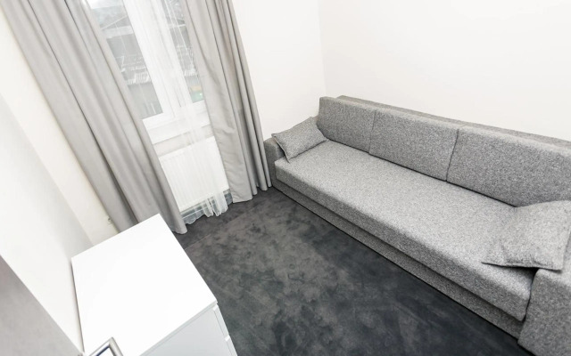 Rakhiv Hotel & Apartments