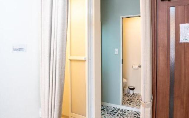 Nestay Inn Osaka Nanbakuromon