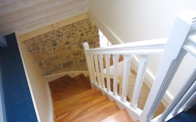 Stunning Holiday Home in Escalles near Sea