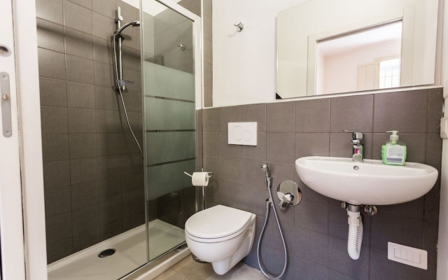 Student's Hostel Estense