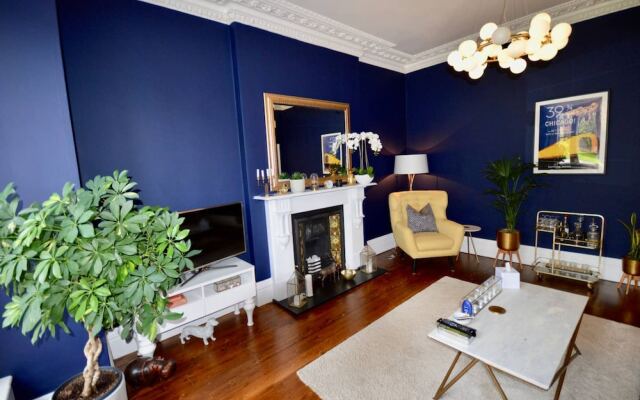 Elegant Bristol Garden Flat By The Arches