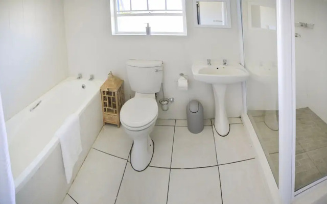 Addo Adventure House