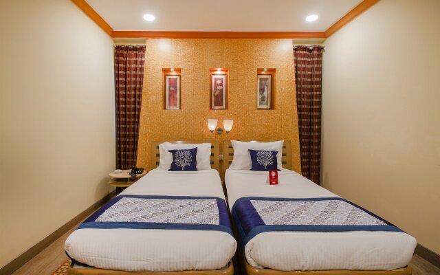 OYO 9303 Celebrity Skyhy Rooms