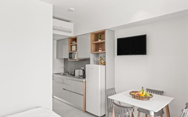 Kouros Stone Suites