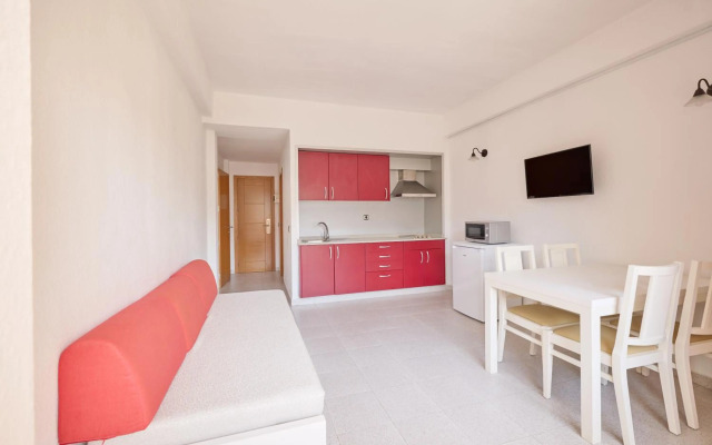 Apartamentos Isla del Sol Aparthotel