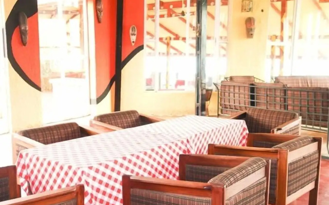 Afrikiko Riverfront Resort