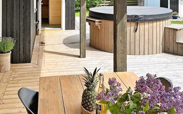 7 Person Holiday Home in Grenaa