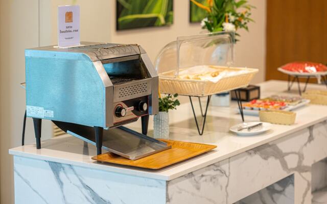 Eco Hotel by Thammasat