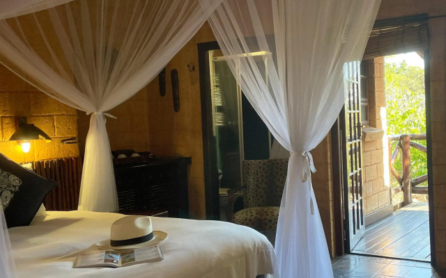 Zwahili Game Lodge & Spa