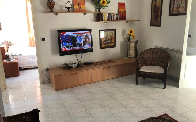 Casa Rando Mary's House