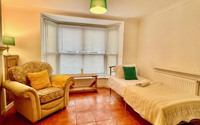 EasyRest Apartments Spalding - Whole Private House - Sleeping 5