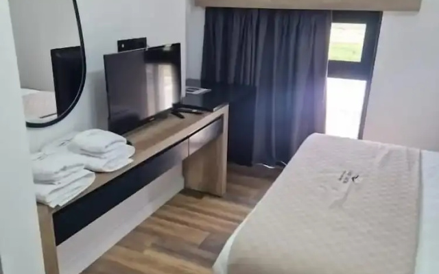 Lumi i Bardhe Hotel & Restaurant