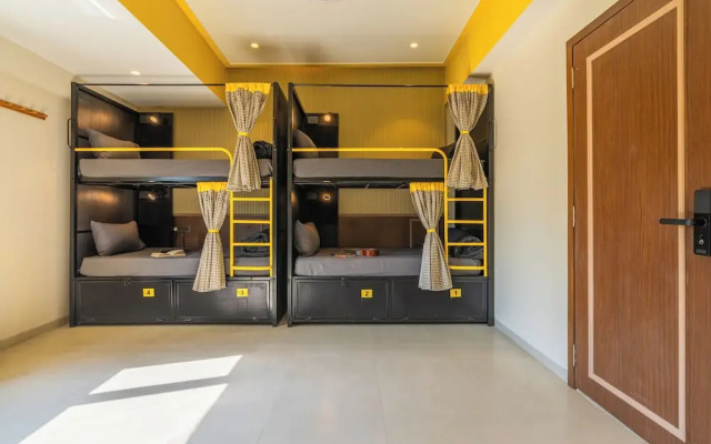 The Hosteller Mumbai, International Airport