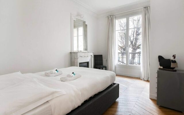 Beautiful Family Apt - 7 Mins to Sacré-cœur