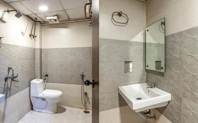 Fabhotel Ocean Pearl