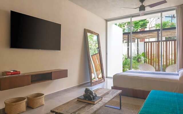 Studio for 3 Casa Azul