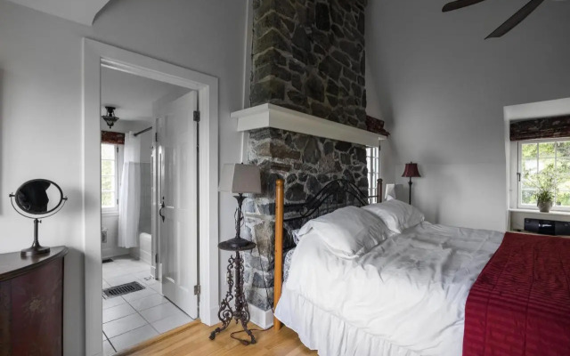 Far Horizons Luxury Vacation Home