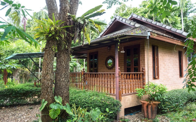 Mae Nai Gardens