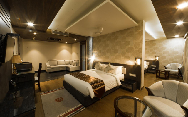 Costa Riviera Hotel