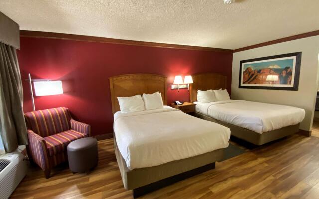 Best Western Plus Greenwell Inn