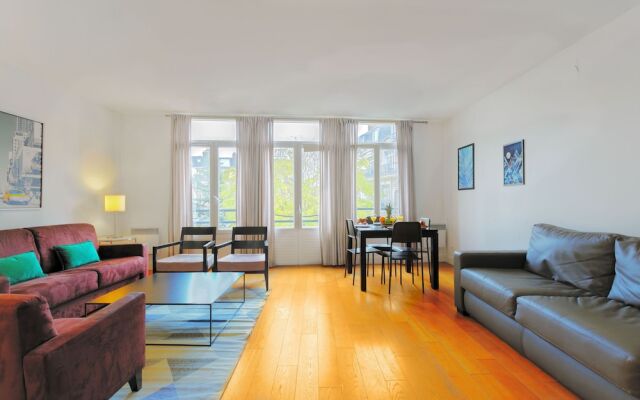 Parc Monceau - Courcelles Apartment