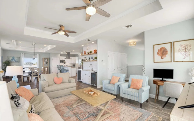 Ocean Views Optional Golf Cart Sleeps 14