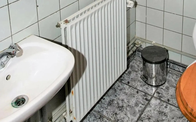 Two-Bedroom Holiday home in Svaneke 4