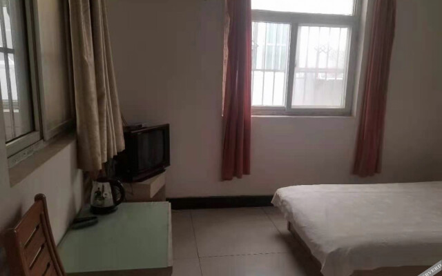 Xi'an Qiaoqiao Warm Hotel