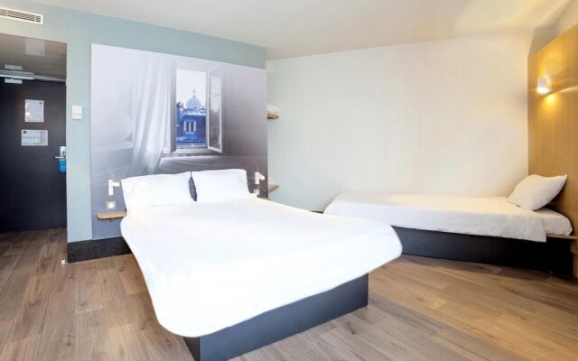 B&B HOTEL Paris Malakoff Parc des Expositions