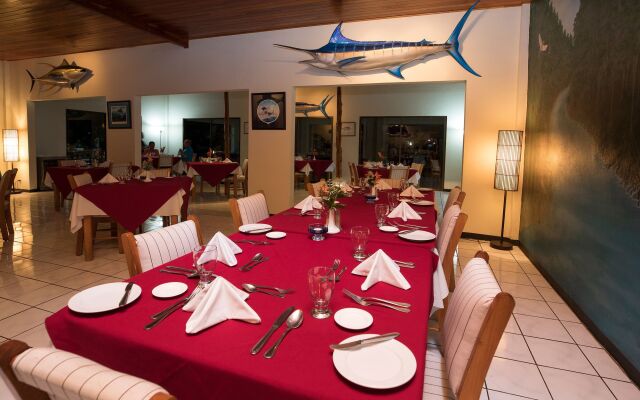 Crocodile Bay Resort