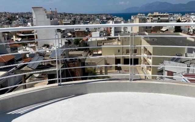 Ideal location, 360 sea view, 2 beds, modern apartment
