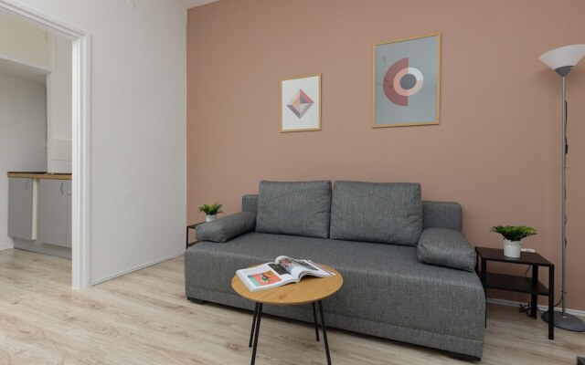 Hoża Apartments Warsaw Center by Renters