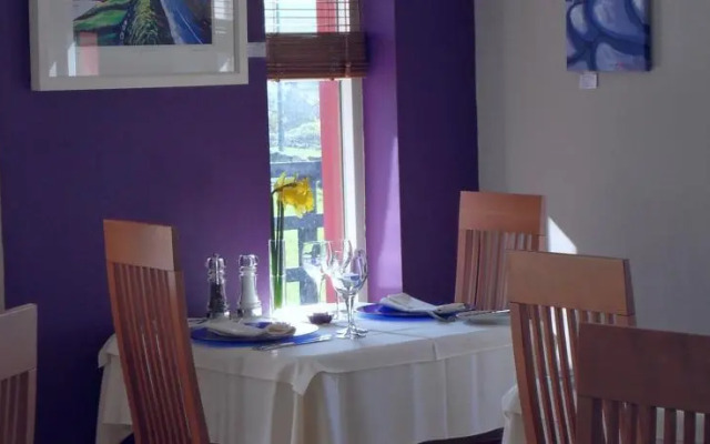 Roadford House Restaurant & Accommodation