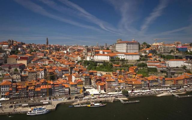 ! Free Parking Street ! Ground Floor with Washer!