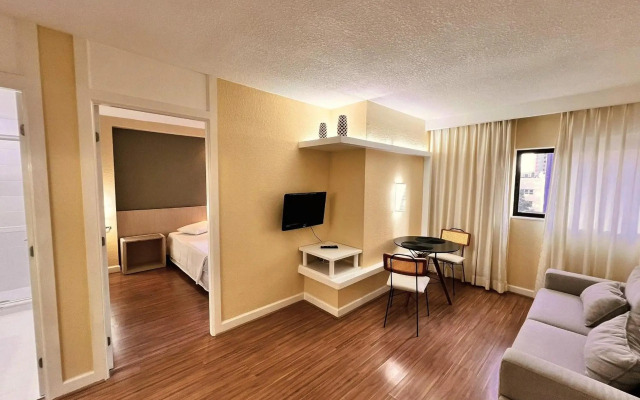 Slaviero Suites Curitiba Soho