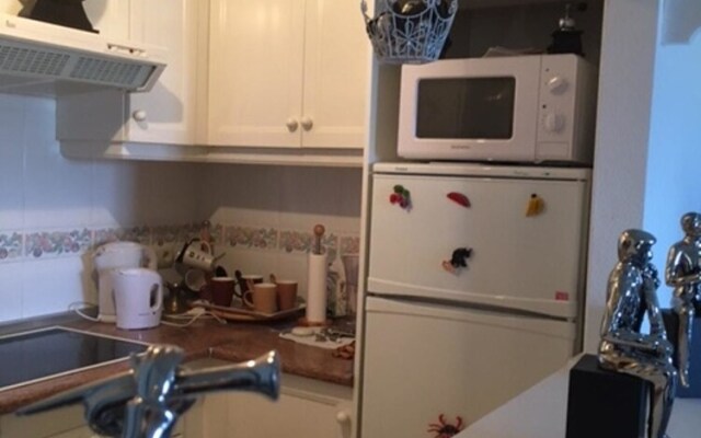 Apartment With 2 Bedrooms in Villajoyosa, With Wonderful Mountain View