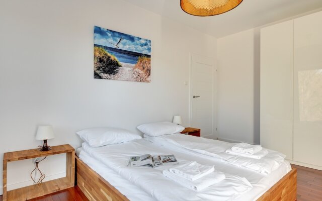 Flats For Rent - Apartment by the sea