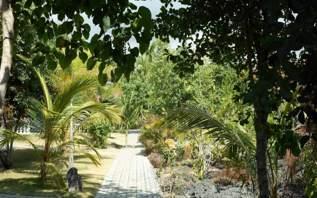 Meili Beach Resort