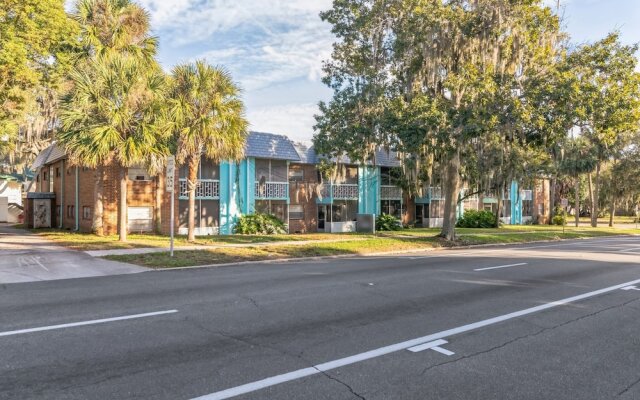 Charming 1br Apt In Eustis! 1 Bedroom Apts by RedAwning