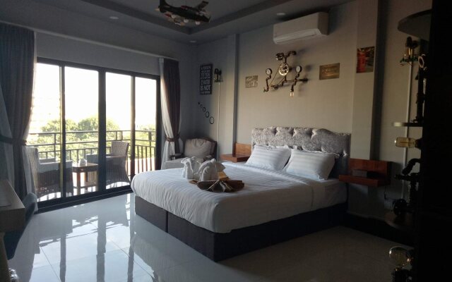 Color Creative Hotel - Hostel