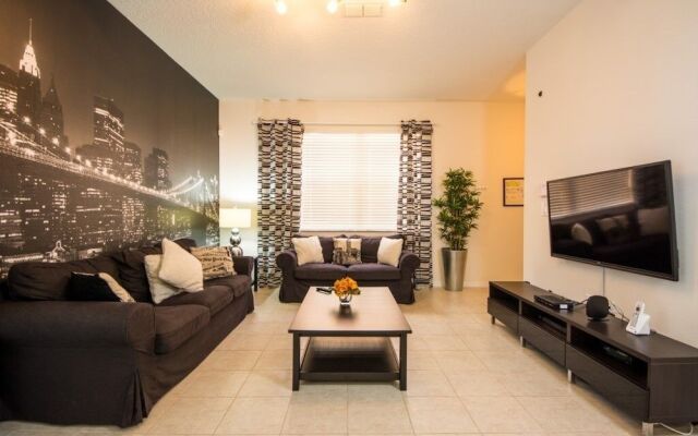 H2u - Woodpecker - Bv480 4 Bedroom Townhouse